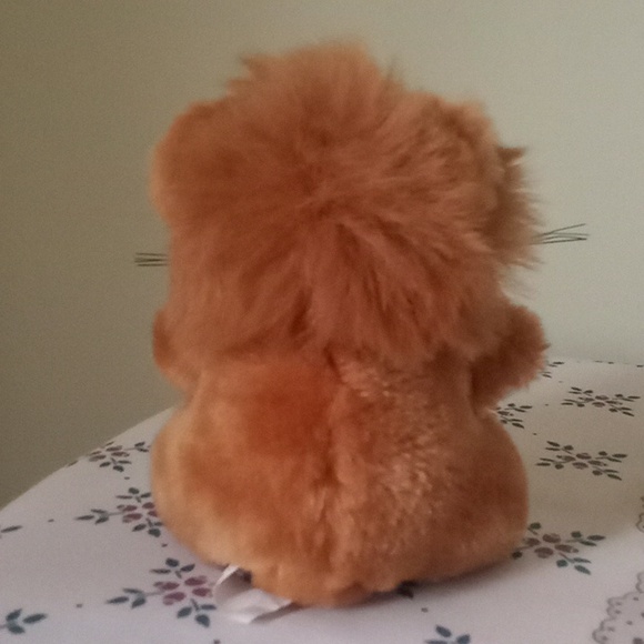 Adorable Lion Plush Toy - Picture 4 of 4